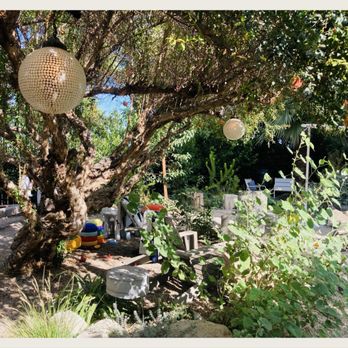 Granada - Chill oasis. - Coffee & Tea Near Me - Los Angeles, California