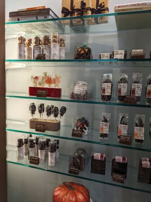Artisan Confections by null