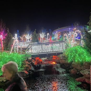 Waterfront Botanical Gardens - Christmas lights - Botanical Gardens Near Me - Louisville, Kentucky