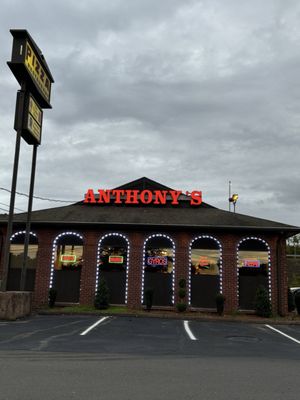 Villa Of Lebanon-Vernon by null