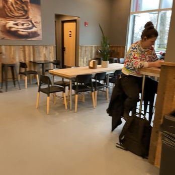 Bakey - Inside - Bakeries Near Me - Brookline, Massachusetts