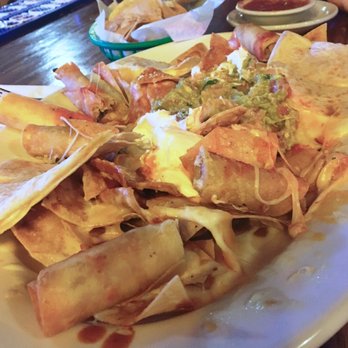Mucho Mas - Appetizer Platter: Nachos, Taquitos, Flautas, and quesadillas. - Mexican Near Me - Los Angeles, California Mucho Mas - Appetizer Platter: Nachos, Taquitos, Flautas, and quesadillas. - Mexican Near Me - Los Angeles, California