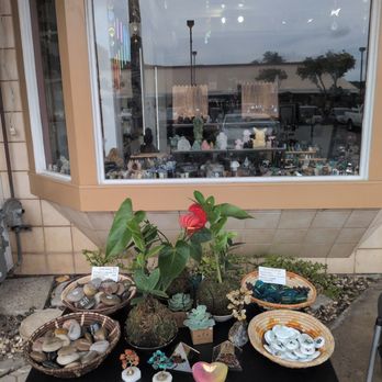 Boba’s Crystal - Gemstones & Minerals Near Me - Honolulu, Hawaii