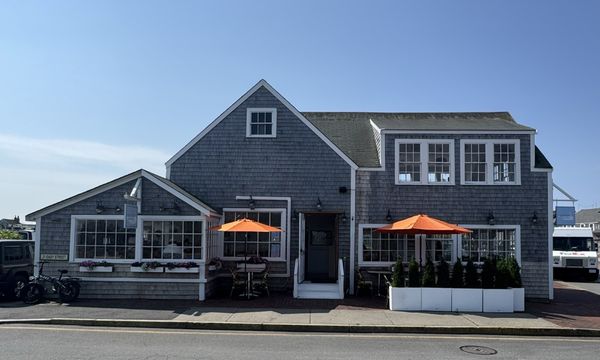 Easy Street Restaurant by null