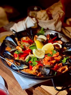 Barcelona Wine Bar by null