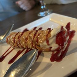 Napoli Villa Italian Restaurant - Cannoli