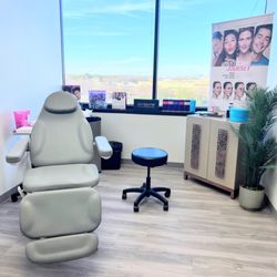 Skintastic Med Spa - Skintastic injectables room