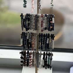BeautyNStylesByJade - Handmade crystal bracelets