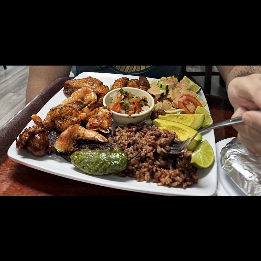 Los Platanares - Churrasco salvadoreño - Salvadoran Near Me - Hayward, California Los Platanares - Churrasco salvadoreño - Salvadoran Near Me - Hayward, California