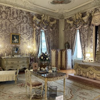 Marble House - Mrs. Vanderbilt's bedroom - Landmarks & Historical Buildings Near Me - Newport, Rhode Island