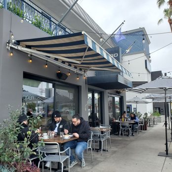 Metro Cafe - Outdoor seating - New American Near Me - Culver City, California Metro Cafe - Outdoor seating - New American Near Me - Culver City, California