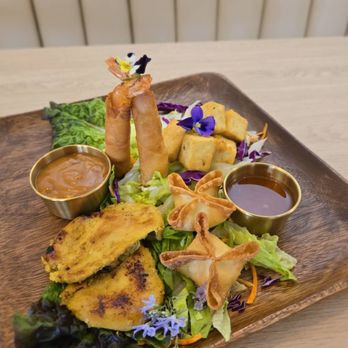 Nua Thai Cuisine - Nua App Sampler - Thai Near Me - Roseville, California Nua Thai Cuisine - Nua App Sampler - Thai Near Me - Roseville, California