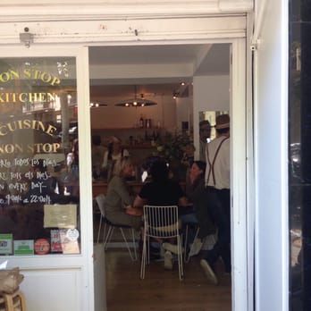 Brunch & Cake - Outside the cosy little Brunch & Cake - Breakfast & Brunch Near Me - Barcelona, B