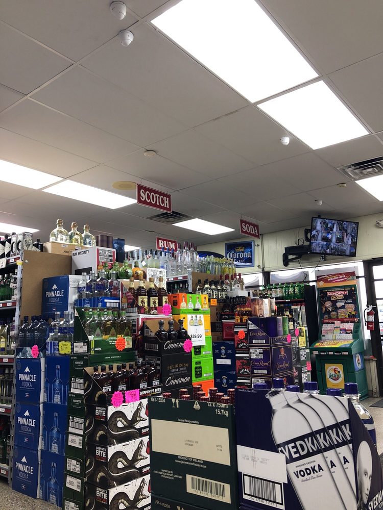 FIRST STOP LIQUOR & TOBACCO Updated September 2024 11 Photos 1125