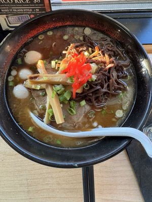 Issei Noodle by null