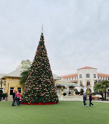 Town Square Las Vegas by null
