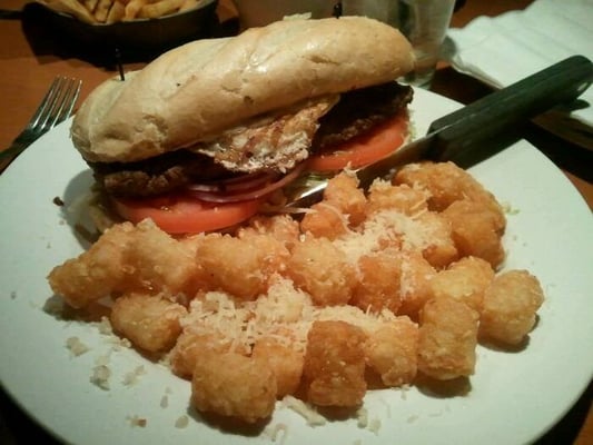 Brick House Tavern + Tap by null