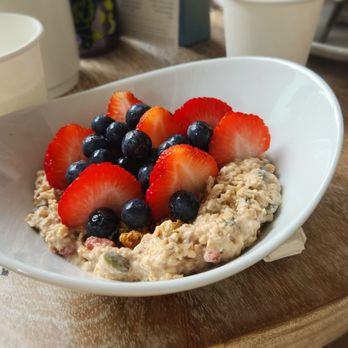 Pura Vida Miami - Overnight oat - Sandwiches Near Me - West Palm Beach, Florida Pura Vida Miami - Overnight oat - Sandwiches Near Me - West Palm Beach, Florida