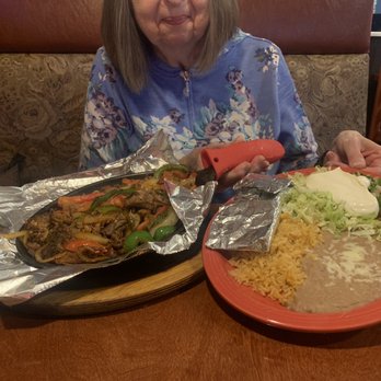 El Dorado - Carnitas fajita - Mexican Near Me - London, Kentucky