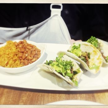 Yard House - Carne asada tacos - Bars Near Me - Dedham, Massachusetts Yard House - Carne asada tacos - Bars Near Me - Dedham, Massachusetts