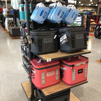 DICK'S Sporting Goods - 4.16.22 at Dick's Sporting Goods. - Outdoor Gear Near Me - Houston, Texas