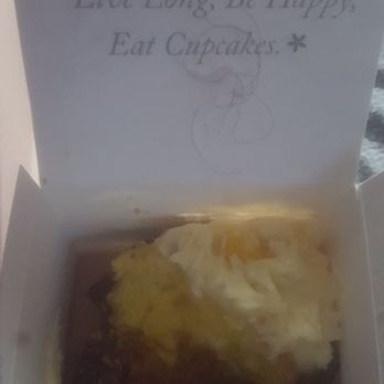 Ooh La La Dessert Boutique - A piece of fabric or hair or whatever in my cupcake!! - Bakeries Near Me - Katy, Texas