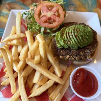 Venti's Cafe + Basement Bar - Avocado Burger (vegan) and Fries - New American Near Me - Salem, Oregon