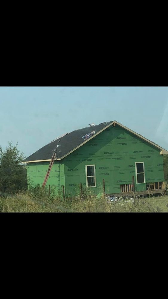 Slide of D Campos Roofing