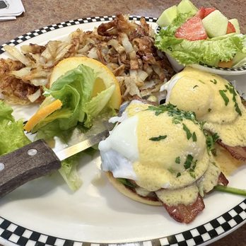 Black Bear Diner Fort Worth Alliance - California Bacon (870 cals.) - Diners Near Me - Fort Worth, Texas