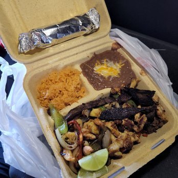 Taqueria El Patrón - Patron Plate - Food Trucks Near Me - Heyburn, Idaho Taqueria El Patrón - Patron Plate - Food Trucks Near Me - Heyburn, Idaho