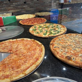 Delicious pizza representing fast.pizza domain potential