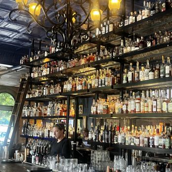 Smoke Justis - Bars Near Me - Covington, Kentucky