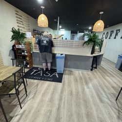 Tasa Coffee - Inside