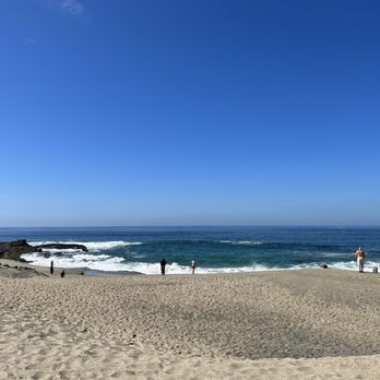 Table Rock Beach - Beaches Near Me - Laguna Beach, California