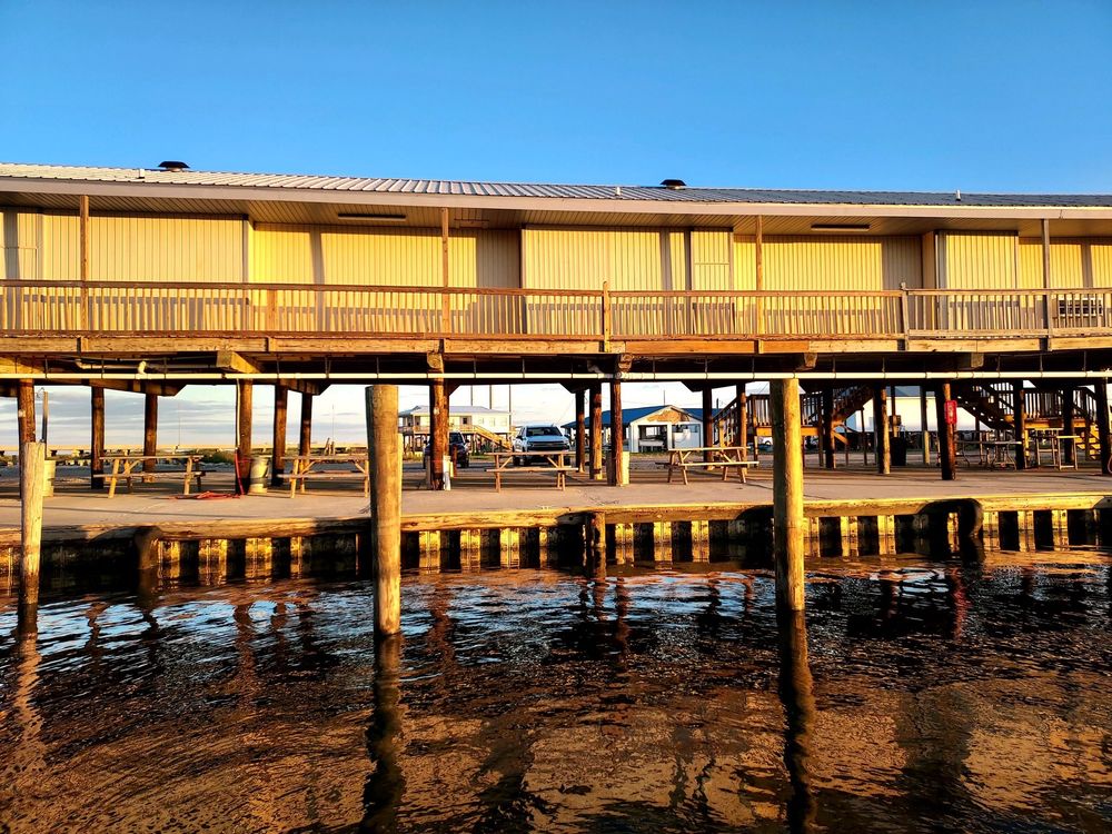 BOUDREAUX’S WATERFRONT MOTEL Updated September 2024 16 Photos