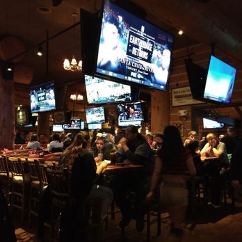 Twin Peaks - Sports - Sports Bars Near Me - Indianapolis, Indiana