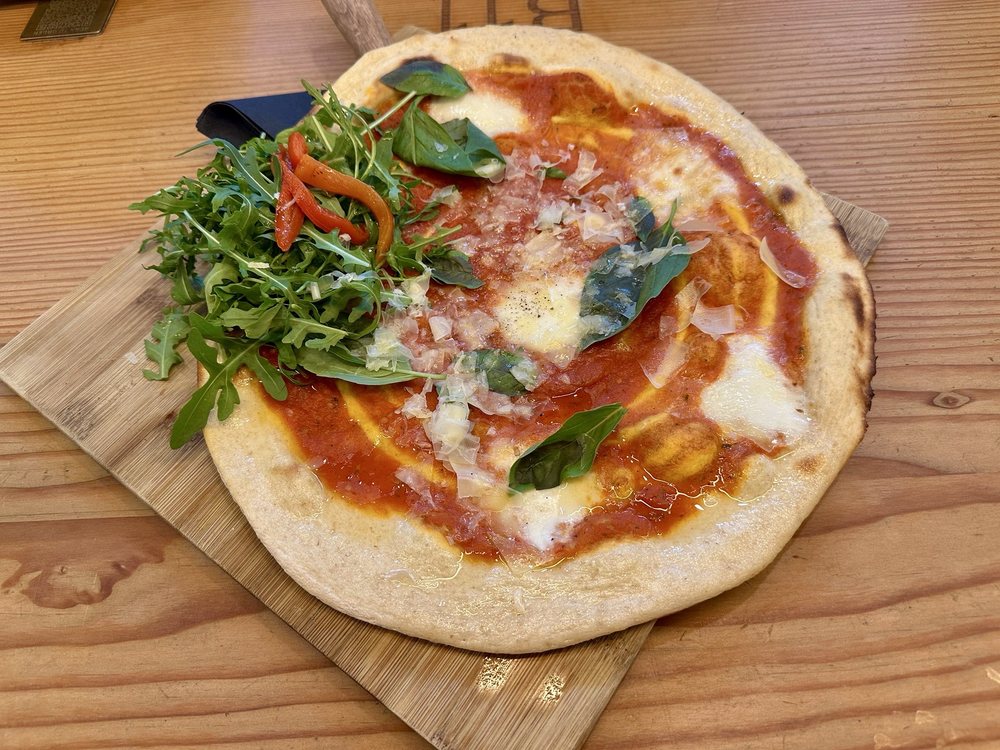 NEIGHBOURHOOD - Organic Pizza & Cocktails