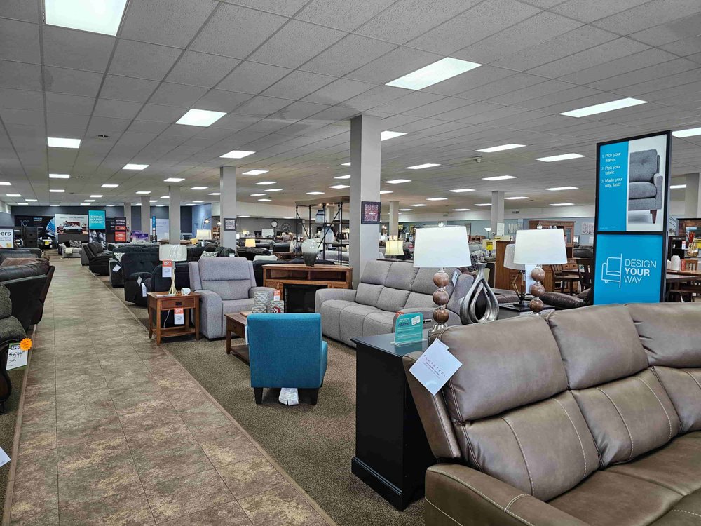 SLUMBERLAND FURNITURE FERGUS FALLS Updated October 2024 2215 W