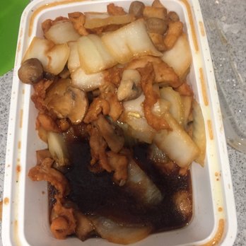 Choi Jin Chinese Restaurant - Chicken with mushrooms and not Choi in a brown sauce - Chinese Near Me - Wantagh, New York
