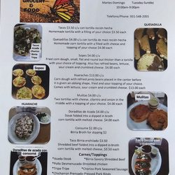 Mi Lindo Michoacan Grocery & Food - Menú caters to either English or Spanish speaking patrones.