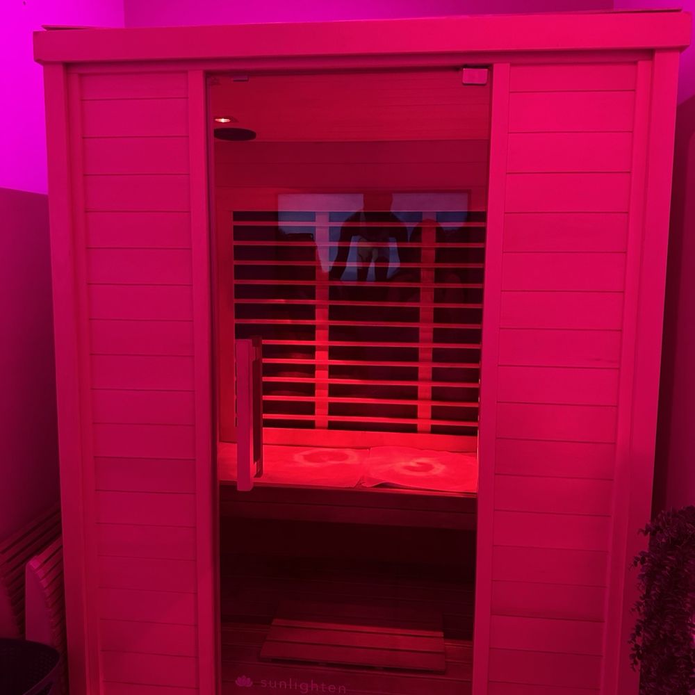 Liv - Group sauna - Saunas Near Me - West Hollywood, California