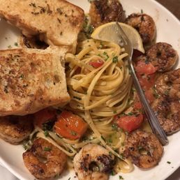 Shrimp linguine