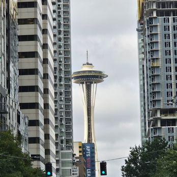Space Needle - Landmarks & Historical Buildings Near Me - Seattle, Washington