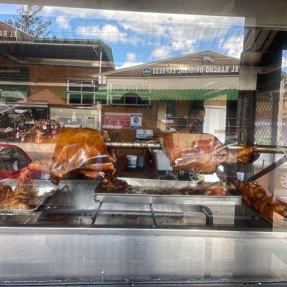 El Rancho Original - Roasting pork - Barbeque Near Me - Cayey, Puerto Rico