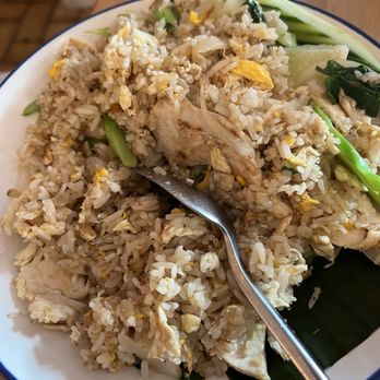 LumLum  - Chicken fried rice - Thai Near Me - New York, New York