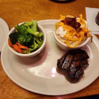 Texas Roadhouse - Filet - Steakhouses Near Me - Coconut Creek, Florida