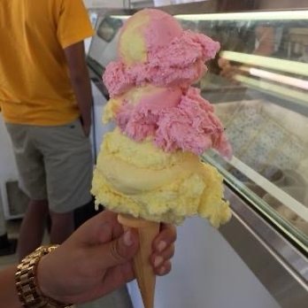 Superior Dairy - Ice Cream & Frozen Yogurt Near Me - Hanford, California Superior Dairy - Ice Cream & Frozen Yogurt Near Me - Hanford, California