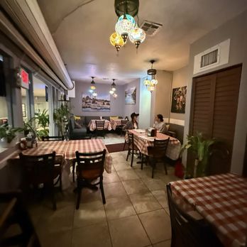 Safron Mediterranean Grill - Mediterranean Near Me - Miami Beach, Florida