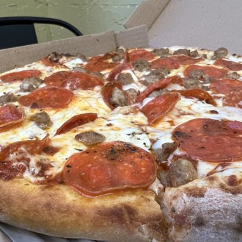 Tost Pizza - Crispy crust, pepperoni and sausage - Pizza Near Me - Yucca Valley, California Tost Pizza - Crispy crust, pepperoni and sausage - Pizza Near Me - Yucca Valley, California