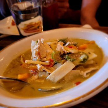 Saranrom Thai - Chicken green curry. Good mix of veggies. - Thai Near Me - Elmhurst, New York
